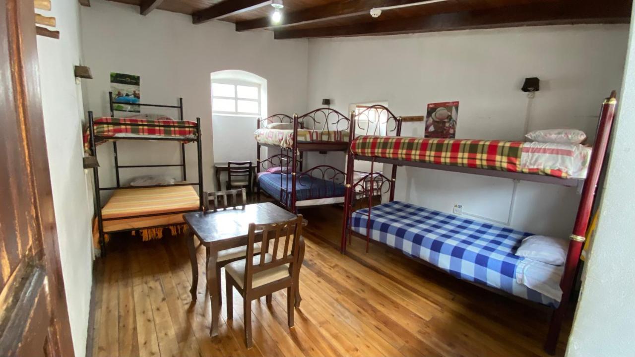 Hostal La Guayunga Rooftop กีโต ภายนอก รูปภาพ