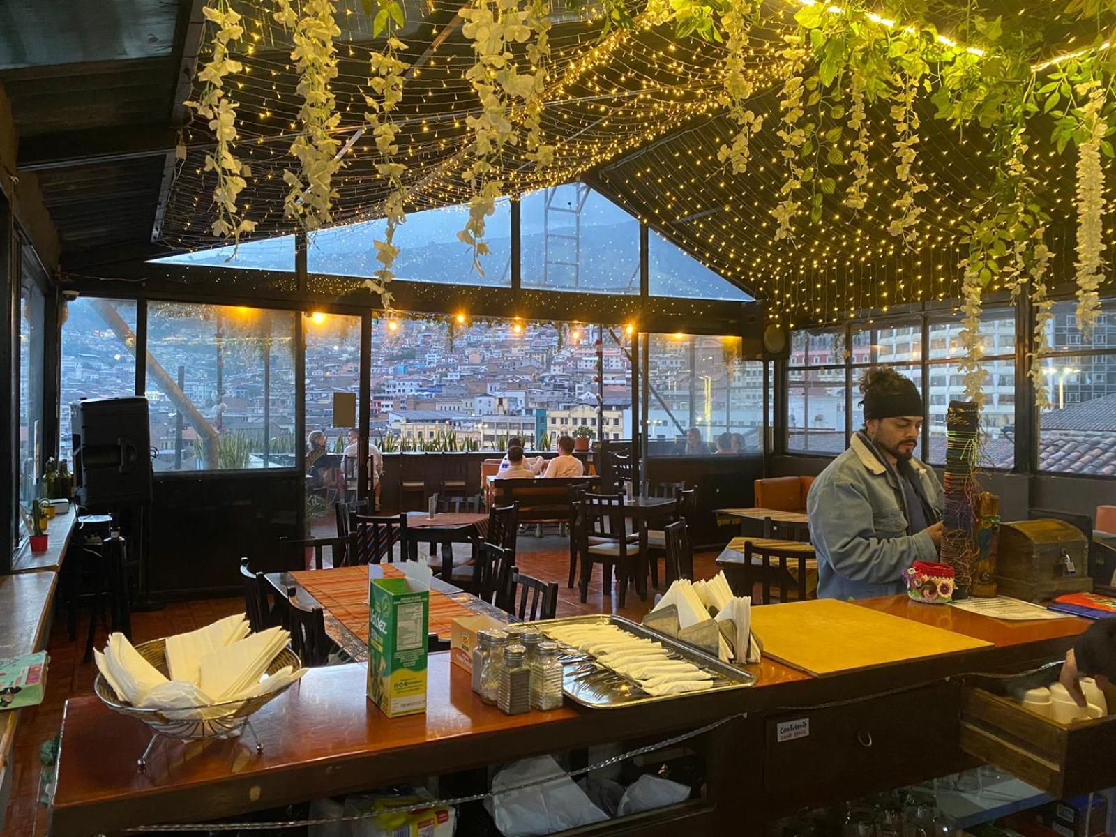 Hostal La Guayunga Rooftop กีโต ภายนอก รูปภาพ